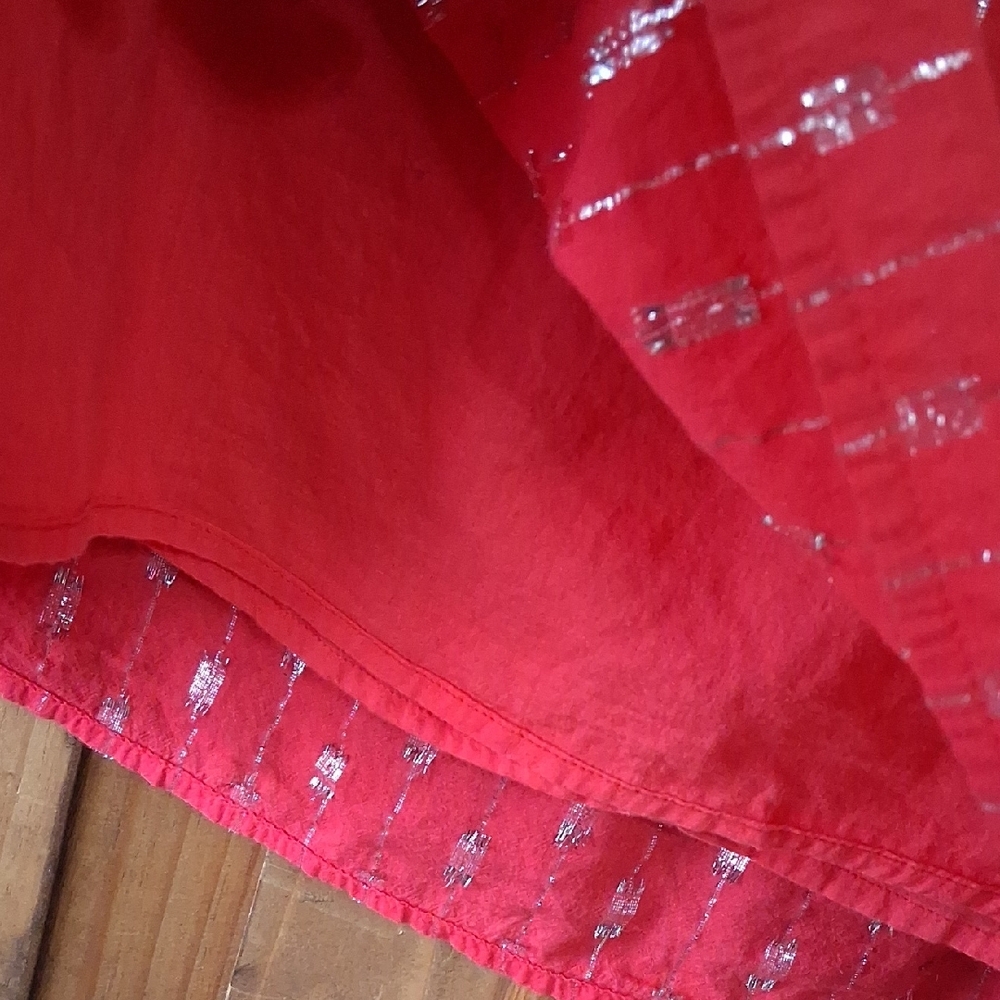 Crown & Ivy Red Sleeveless Blouse - Picture 4 of 7